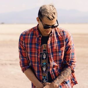 Meet your Posher, Omar